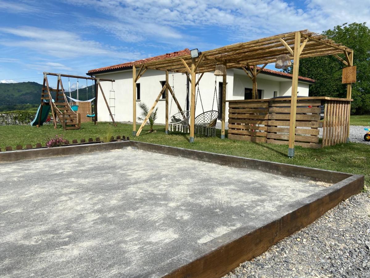 Villa jacuzzi vue sur les Pyrénées Seilhan Exterior foto