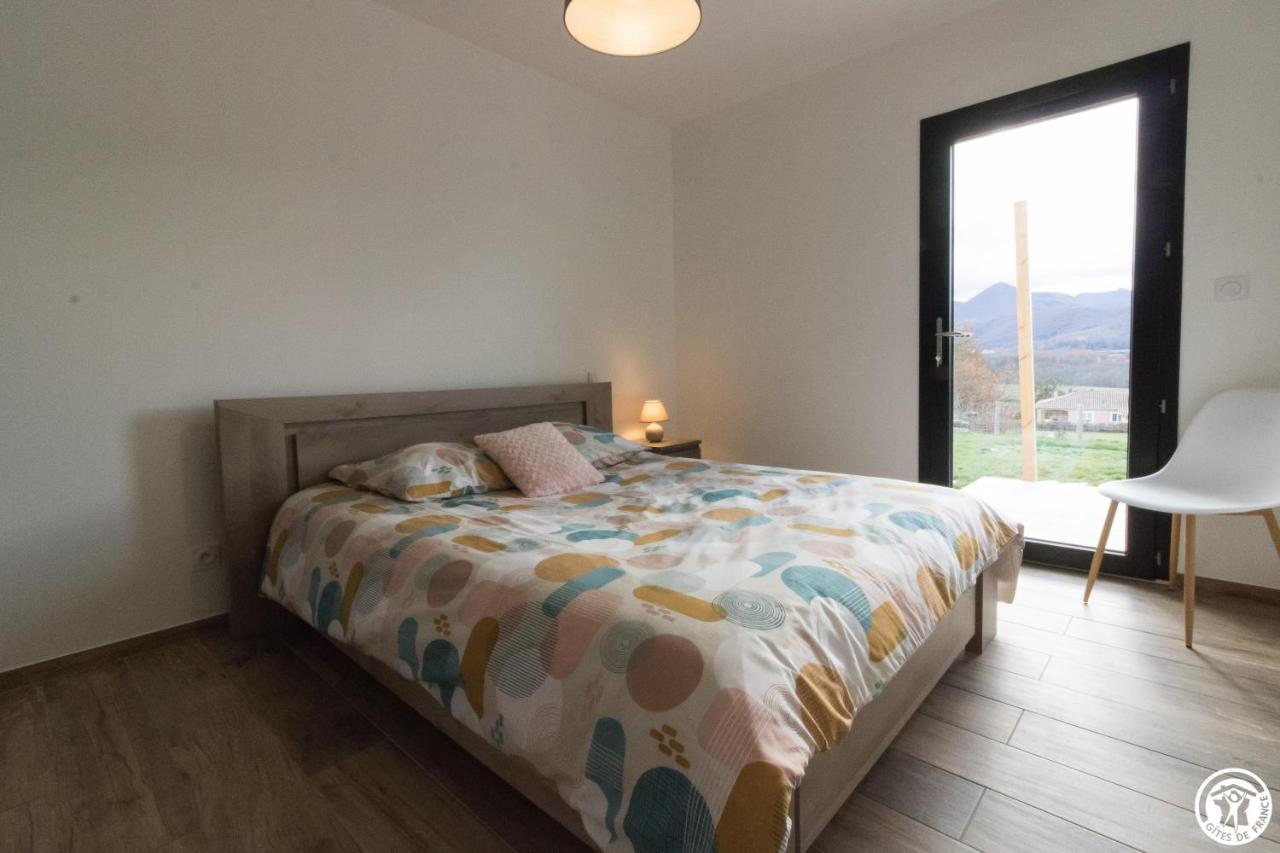 Villa jacuzzi vue sur les Pyrénées Seilhan Exterior foto